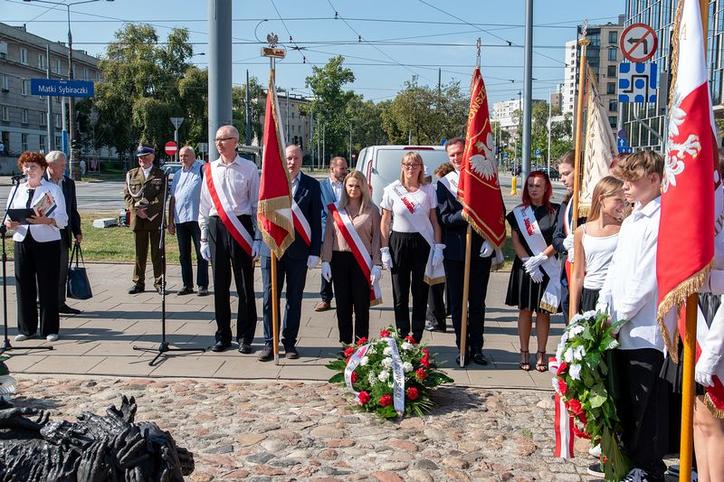 Udział w uroczystości patriotycznej przy Pomniku Poległym i Pomordowanym na Wschodzie 